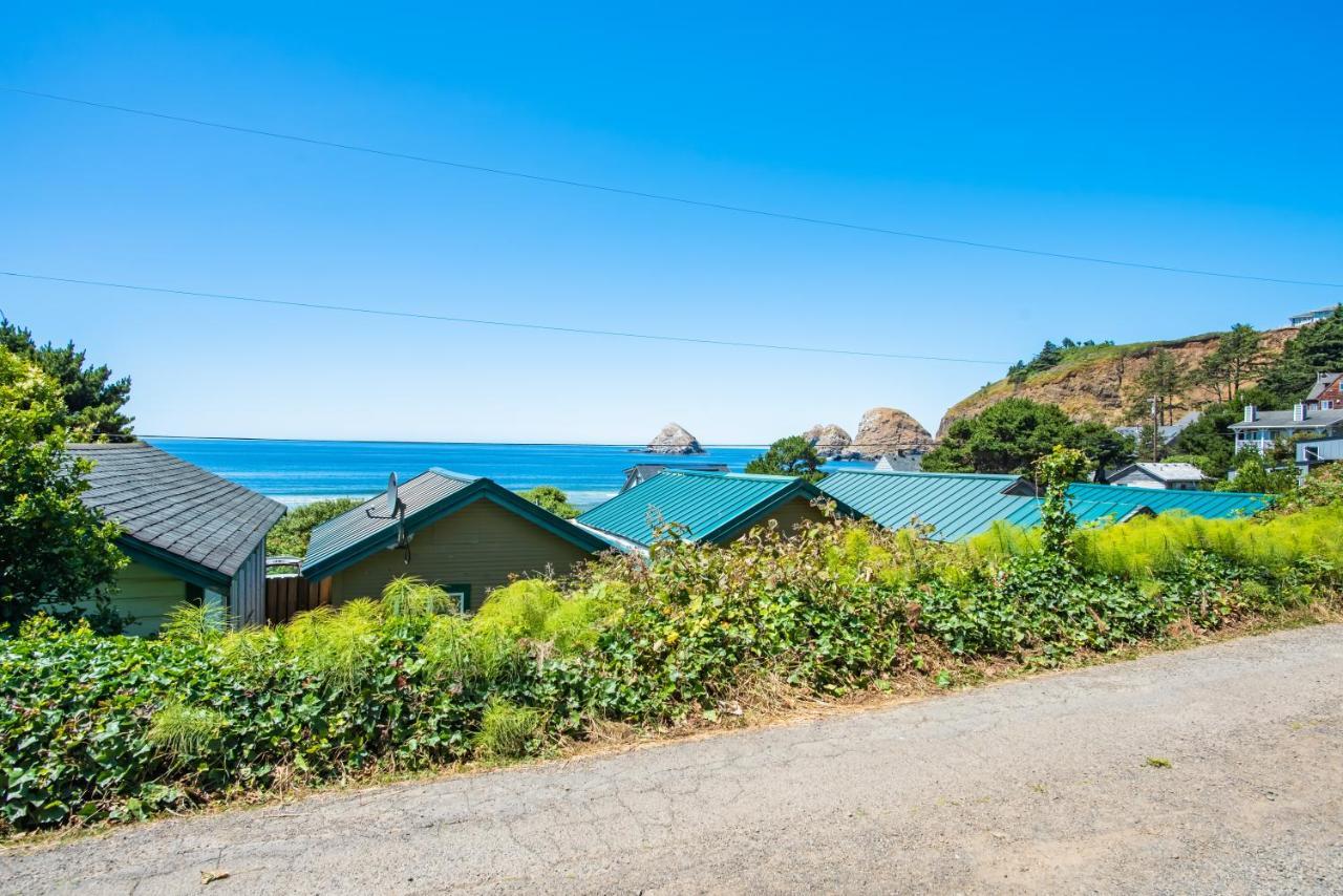 Oceanside Ocean Front Cabins Экстерьер фото