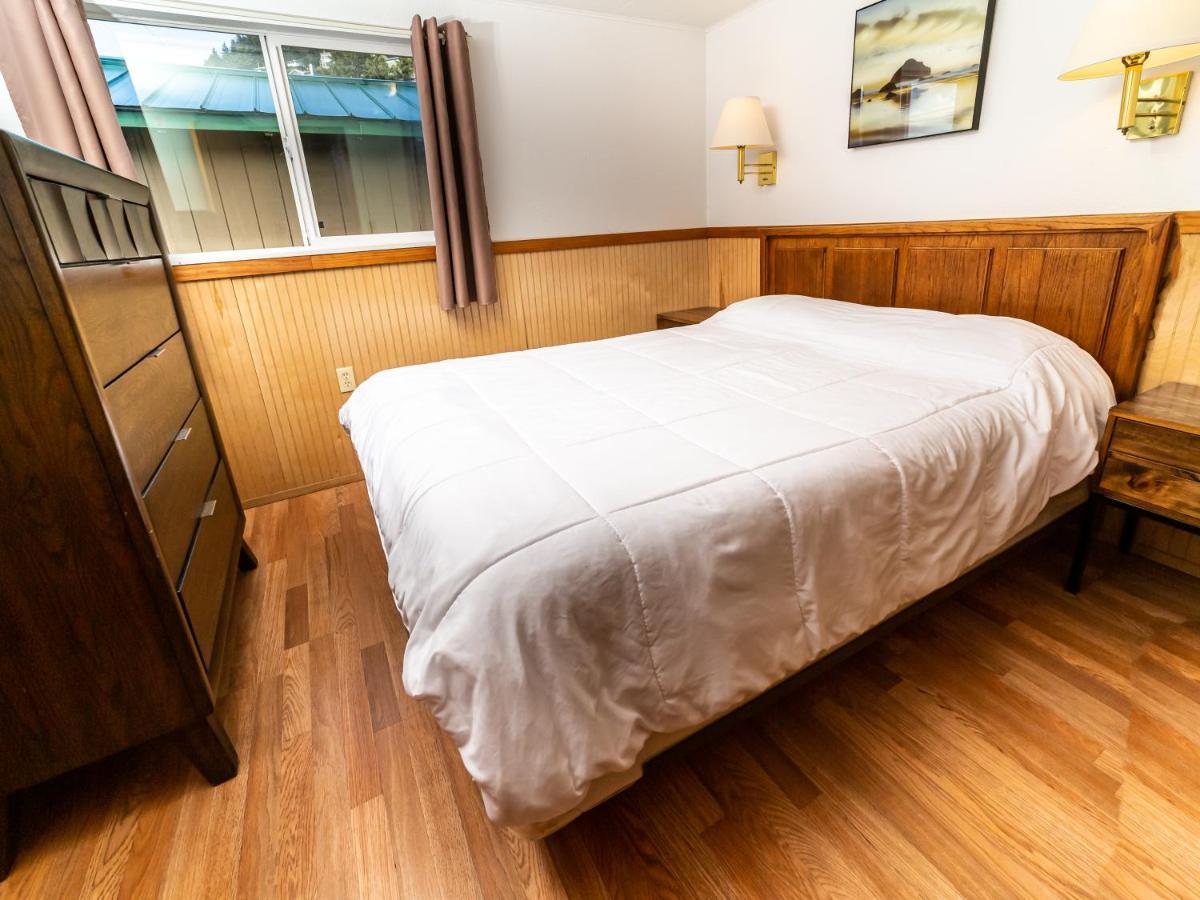 Oceanside Ocean Front Cabins Экстерьер фото