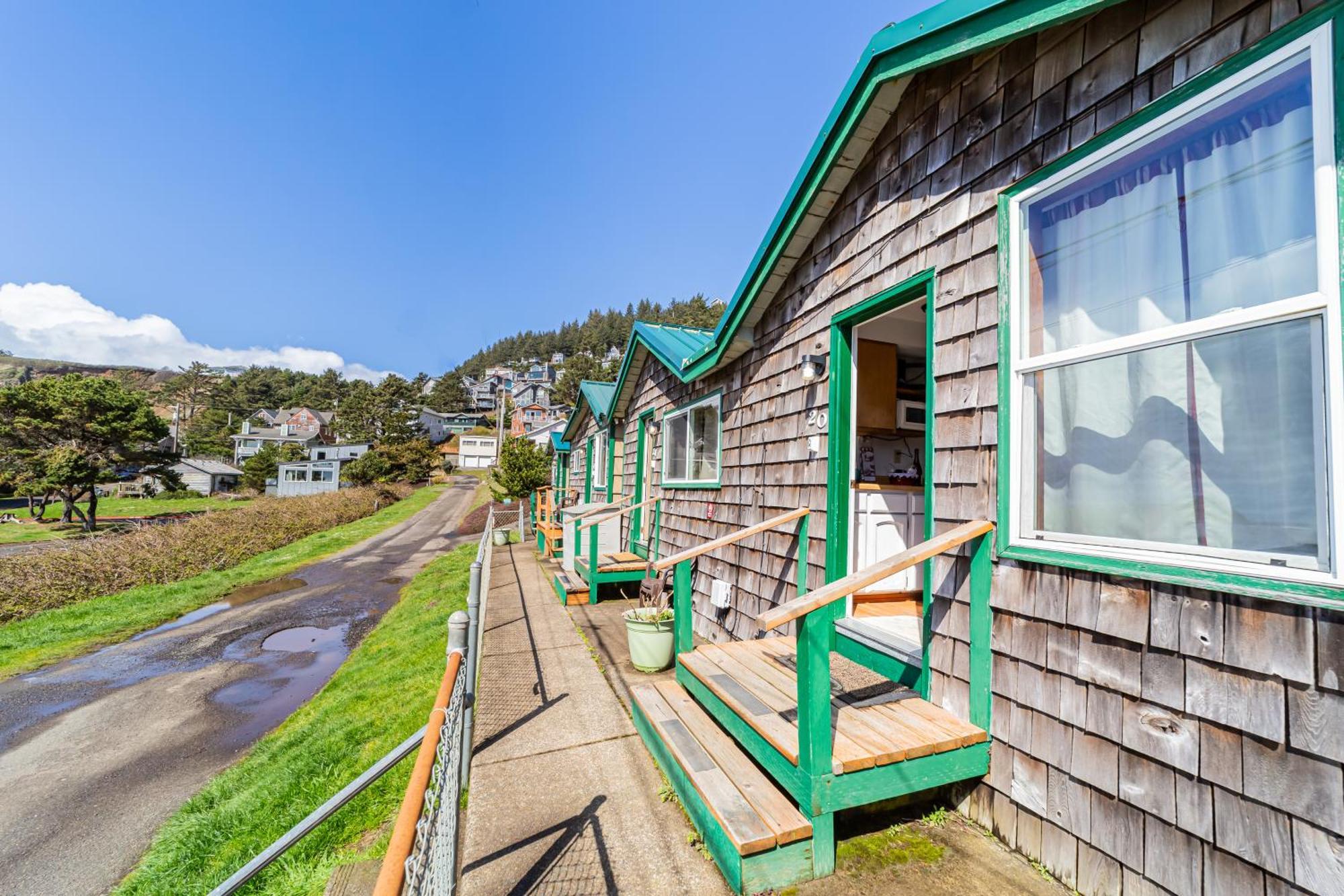 Oceanside Ocean Front Cabins Экстерьер фото